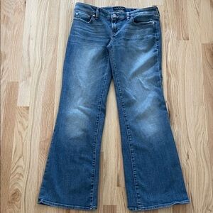 Lucky Brand Women's Blue Flare Jeans - Faded Wash
